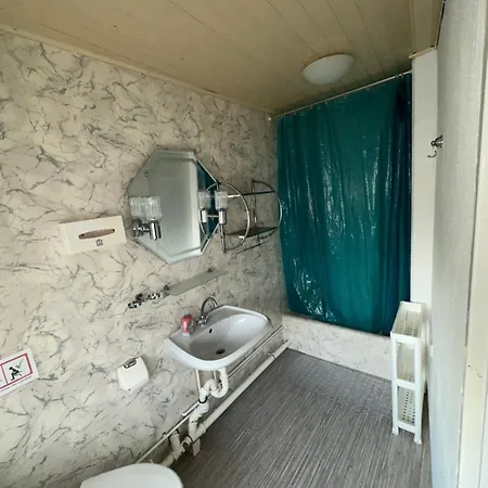 Cin Guest house *